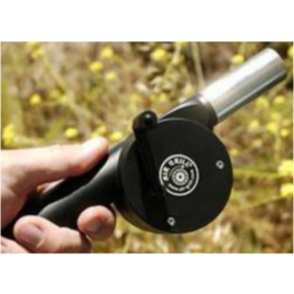 Air grill hand operated BBQ air blower