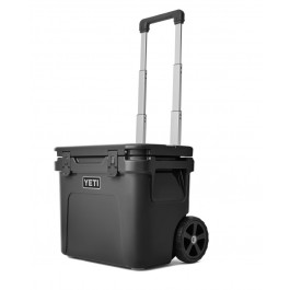 YETI Roadie 32 Wheeled Cool Box Charcoal